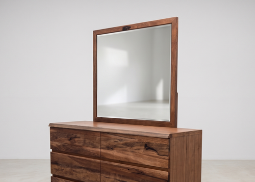 Akubra Mirror